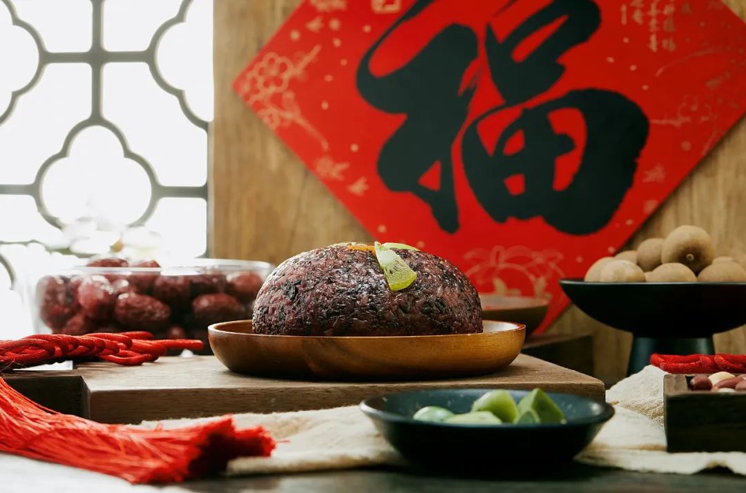 過了臘八就是年，一年一歲一團(tuán)圓！